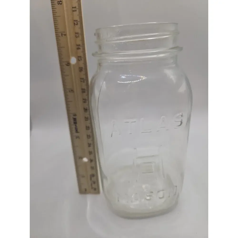 Vintage Atlas Mason Quart Size Mason Jar Clear Glass Great Used Condition. 7in